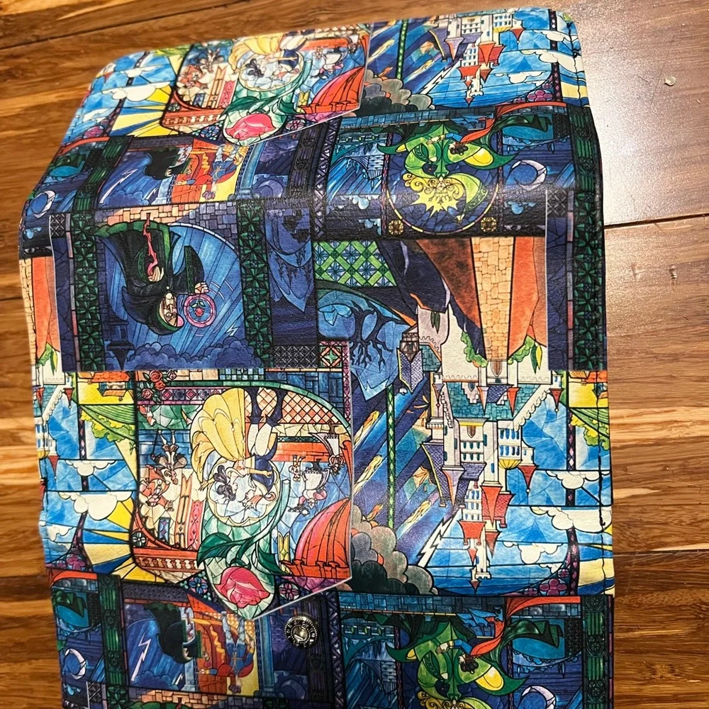 Beauty and the beast Wallet with Multiple Card Slots - Picture 3 of 3